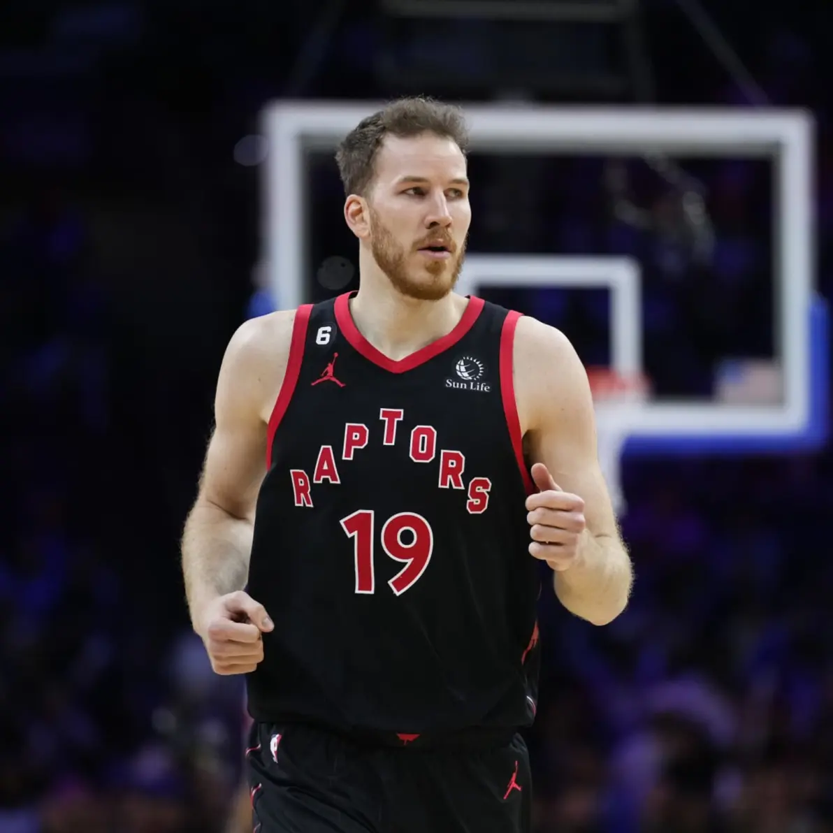 里程碑夜!多伦多猛龙防线松动,NBA总决赛集结日刷纪录,气氛紧张,团队化学反应显著 里程碑夜!多伦多猛龙防线松动,NBA总决赛集结日刷纪录,气氛紧张,团队化学反应显著