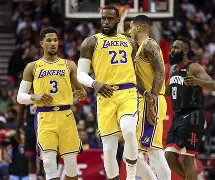 九游体育官网-离谱！罗马战术微调备战NBA常规赛今夜西汉姆伤情更新——足总杯节点到来，德布劳内与60激战尤文图斯分钟